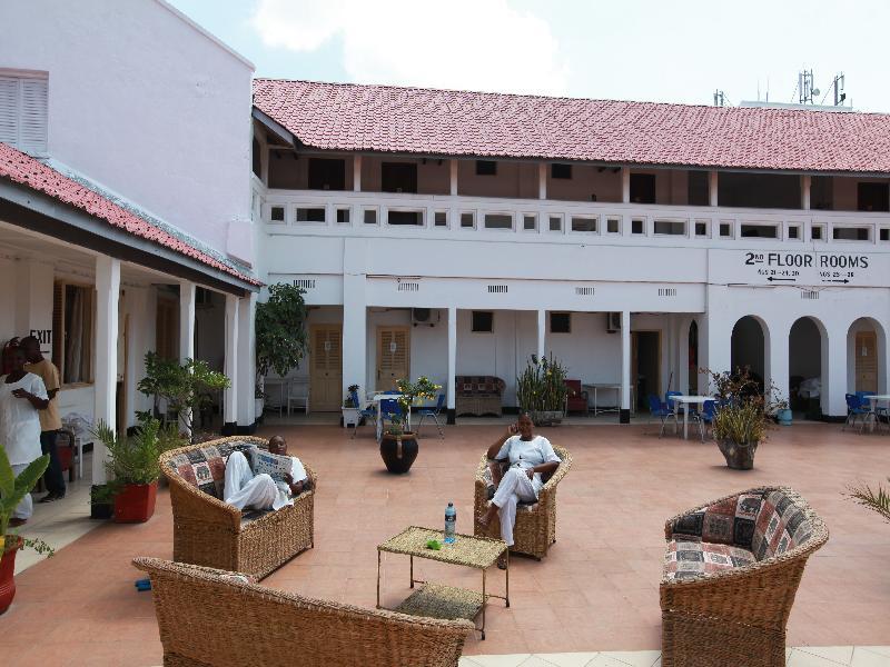 New Palm Tree Hotel Mombasa Eksteriør billede